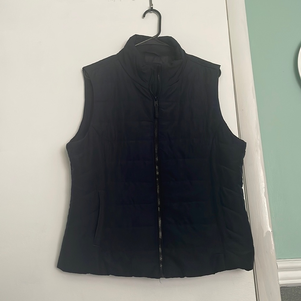 Aeropostale navy blue vest